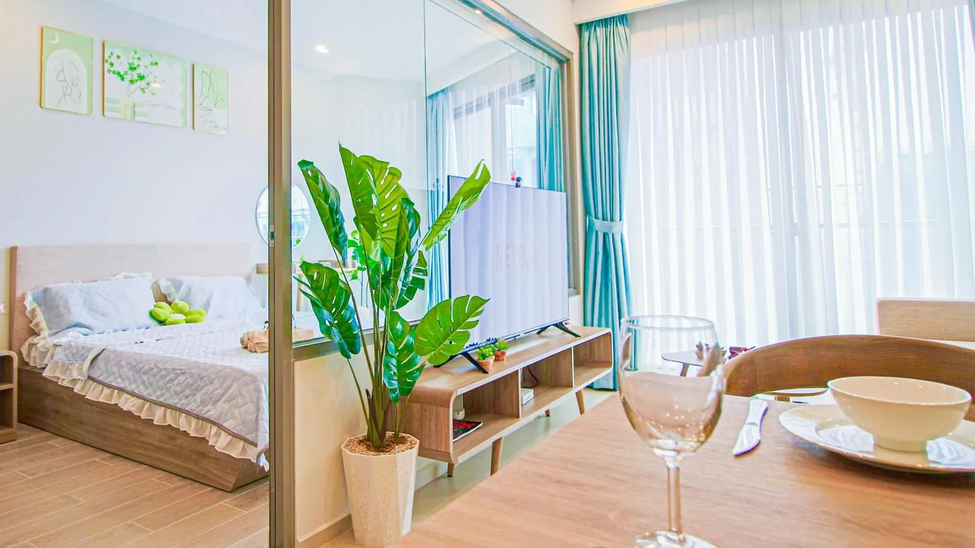 Apartment Sunday Premium Apart - The Song Vung Tau, Skypool