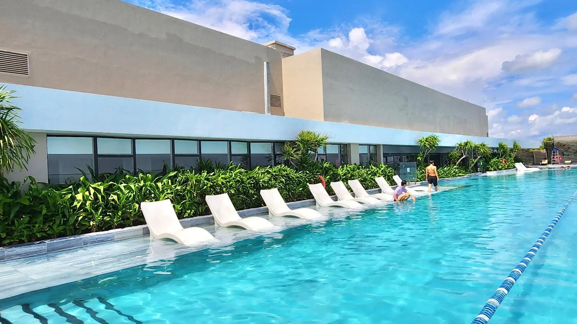 Sunday Premium Apart - The Song Vung Tau, Skypool Apartment